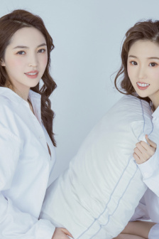 欧美人妻日韩精品